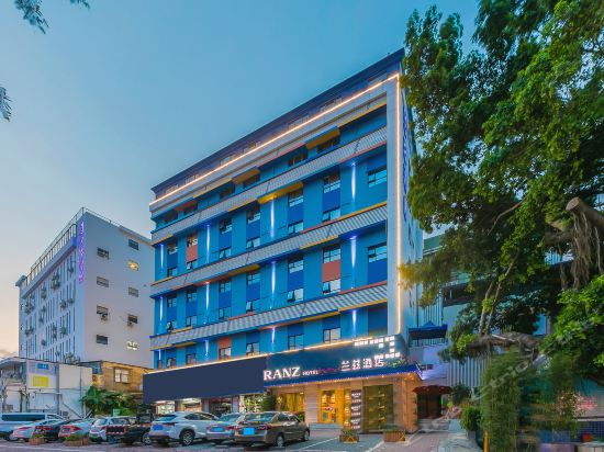 深圳宝体地铁站兰兹酒店