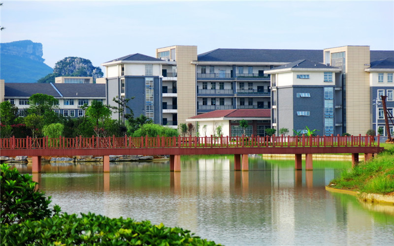 【桂林醫學院(樂群校區)】桂林醫學院(樂群校區)地址,桂林醫學院(樂群