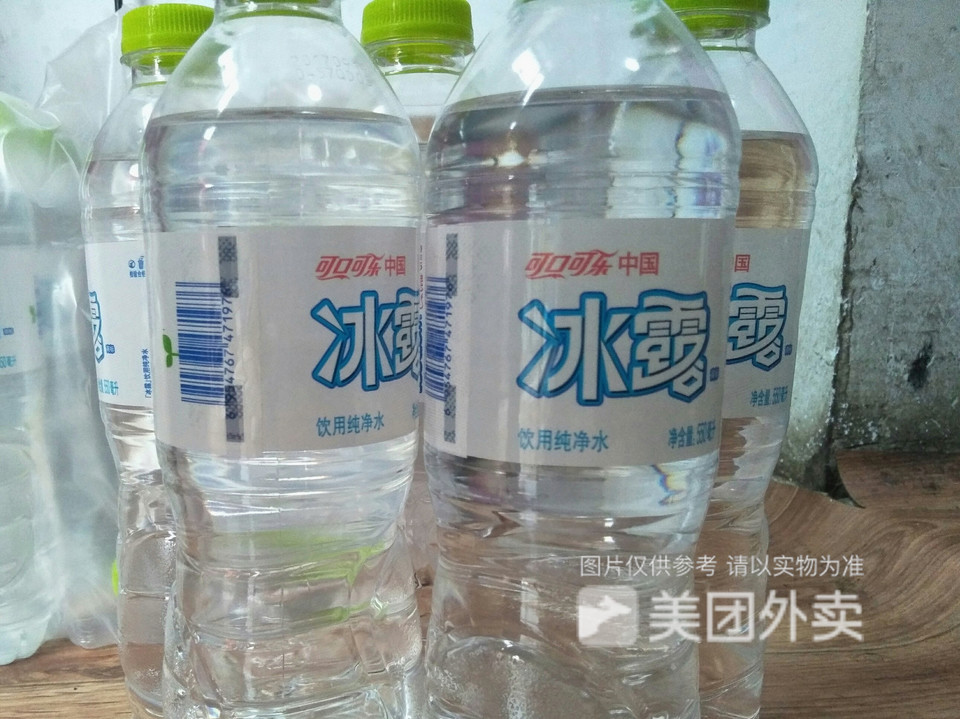 冰露矿泉水图片