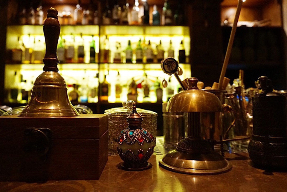 巨鹿路158号地下酒吧