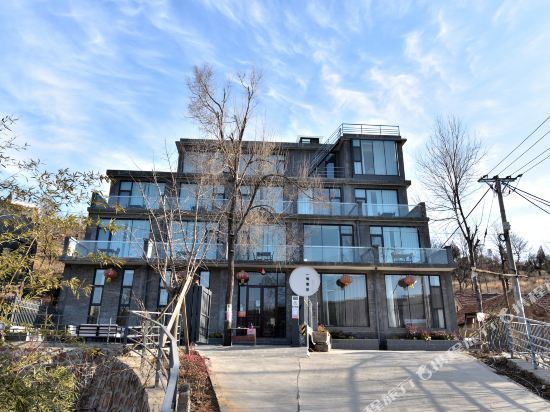 新密一鸣书居民宿