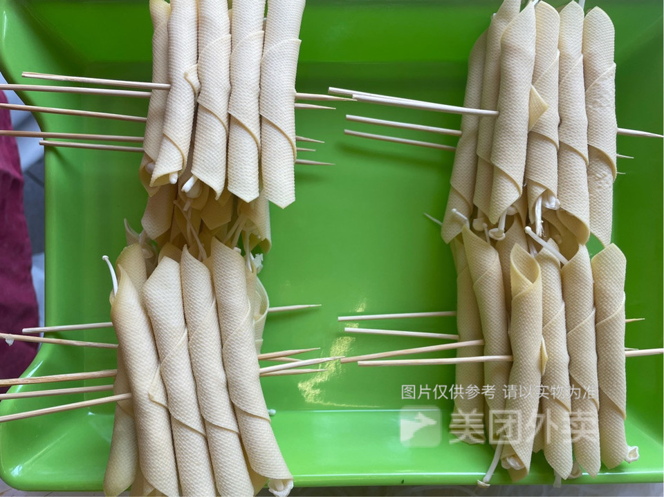 炸金针菇卷图片