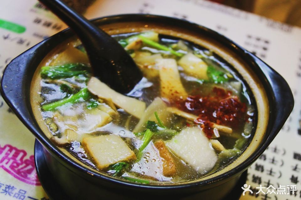 清汤素菜砂锅图片