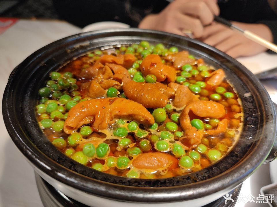 砂锅青豆肥肠图片