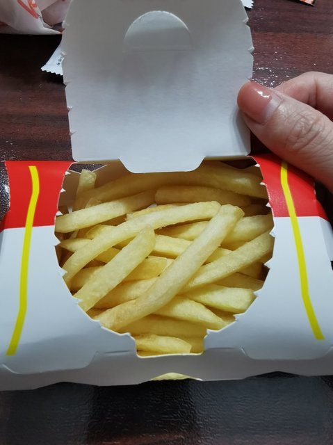 华莱士广昌路店