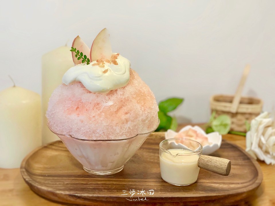 元气蜜桃雪山图片