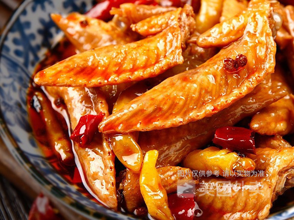 酱香鸡翅尖图片