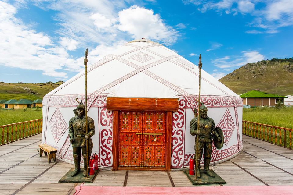 草原石人哈萨克民族文化园图片