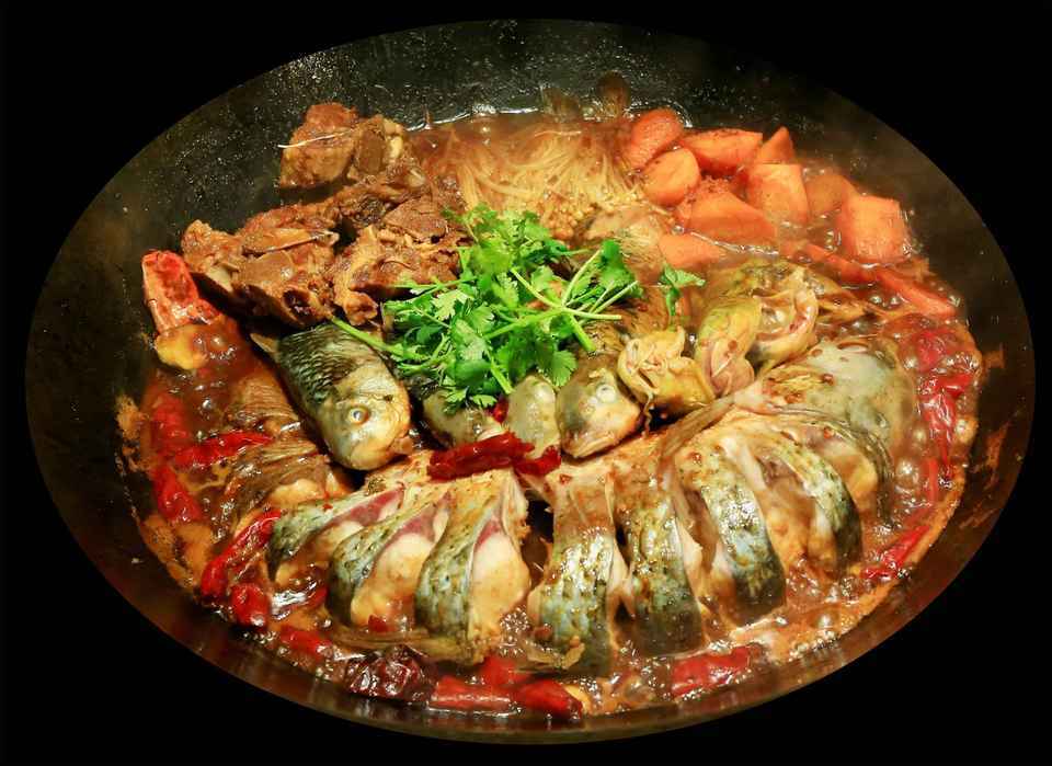 营信刘罗锅铁锅炖辽阳店