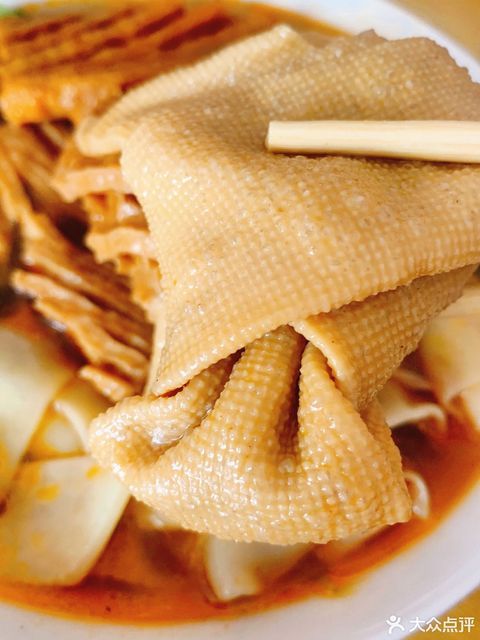 安徽正宗牛肉板面