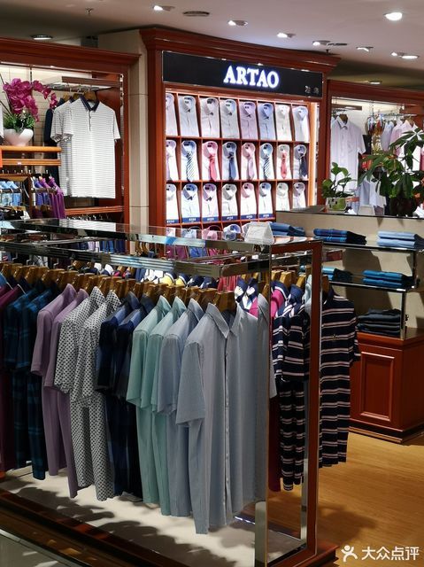 雅涛(茂业百货店)位于珠海市香洲区紫荆路301号茂业百货4层推荐菜