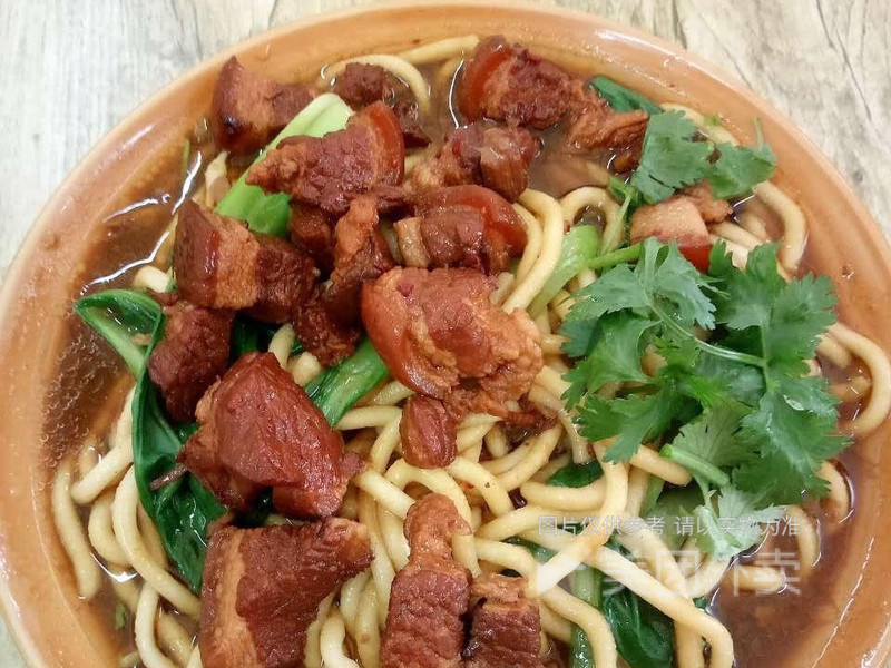 红烧肉面图片