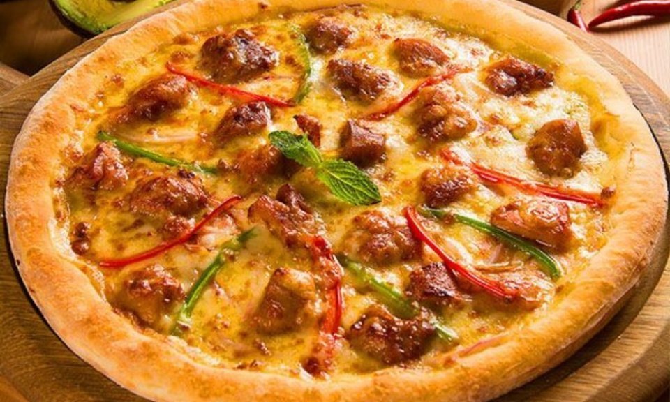 至尊牛肉披萨图片