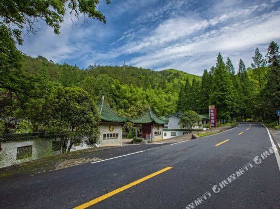 黄山市 住宿服务 酒店 > 翡翠宾馆           