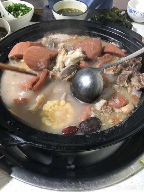 洪湖藕王养生汤锅