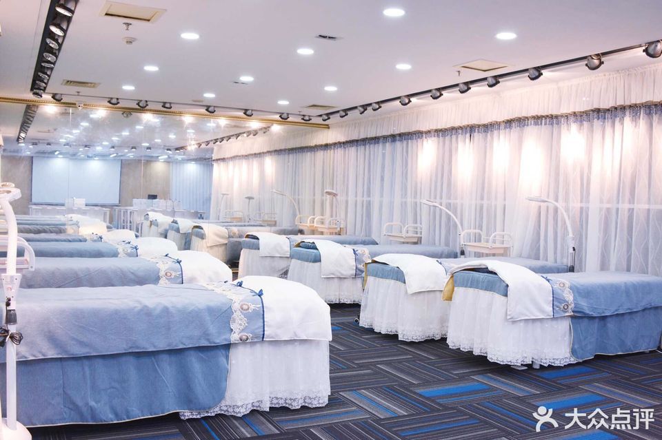 伊姿美国际美业学院