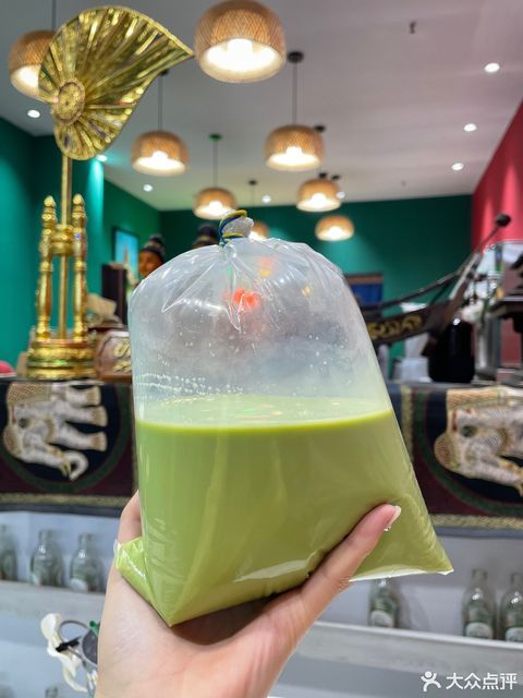 老挝冰咖啡泰式桂花米酿绿奶茶斑斓生椰芒芒分类:餐饮;饮料店;饮品