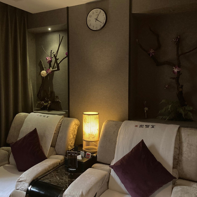 > 暗访苏州足浴按摩店