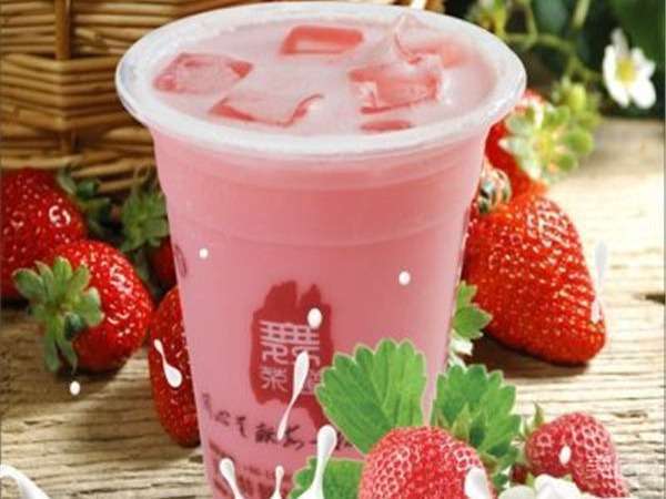 草莓奶茶图片