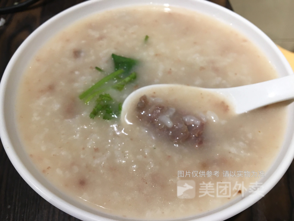 光头佬联圣超爽超滑水晶饺匡居大街店