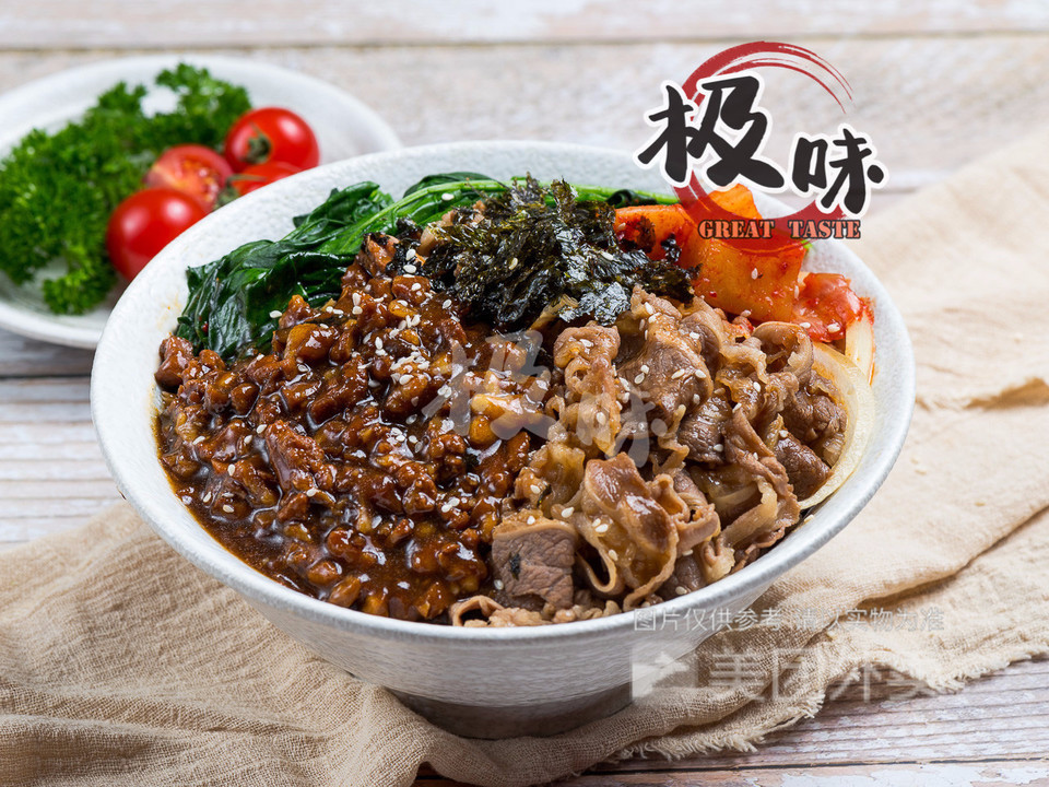 马里布脆皮鸡肥牛拼盘饭日式照烧鸡排肥牛饭推荐菜:极味肥牛饭·炸鸡
