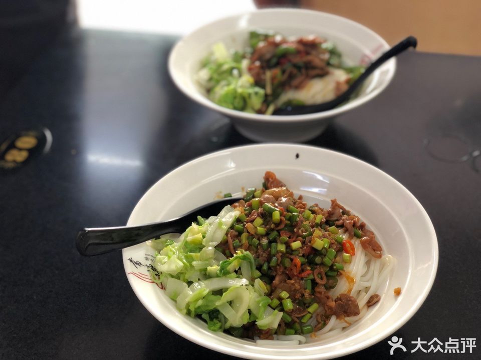 酸辣鸡杂炒码粉图片