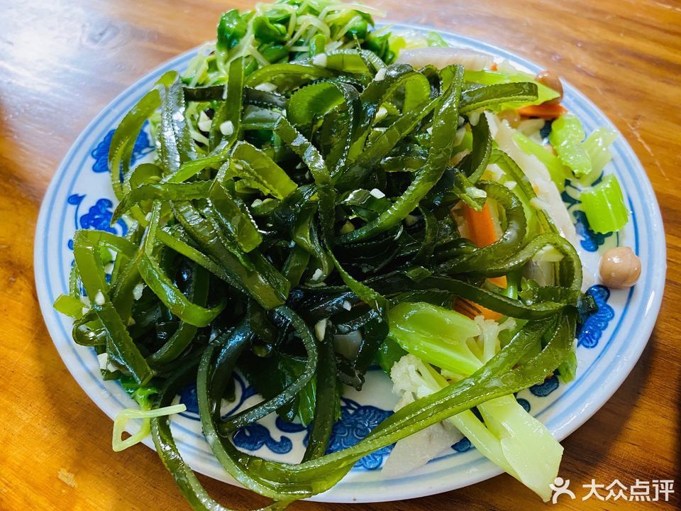 凉菜类的芥末白菜图片