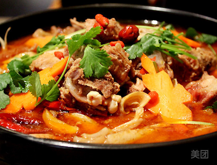 筋头巴脑锅图片