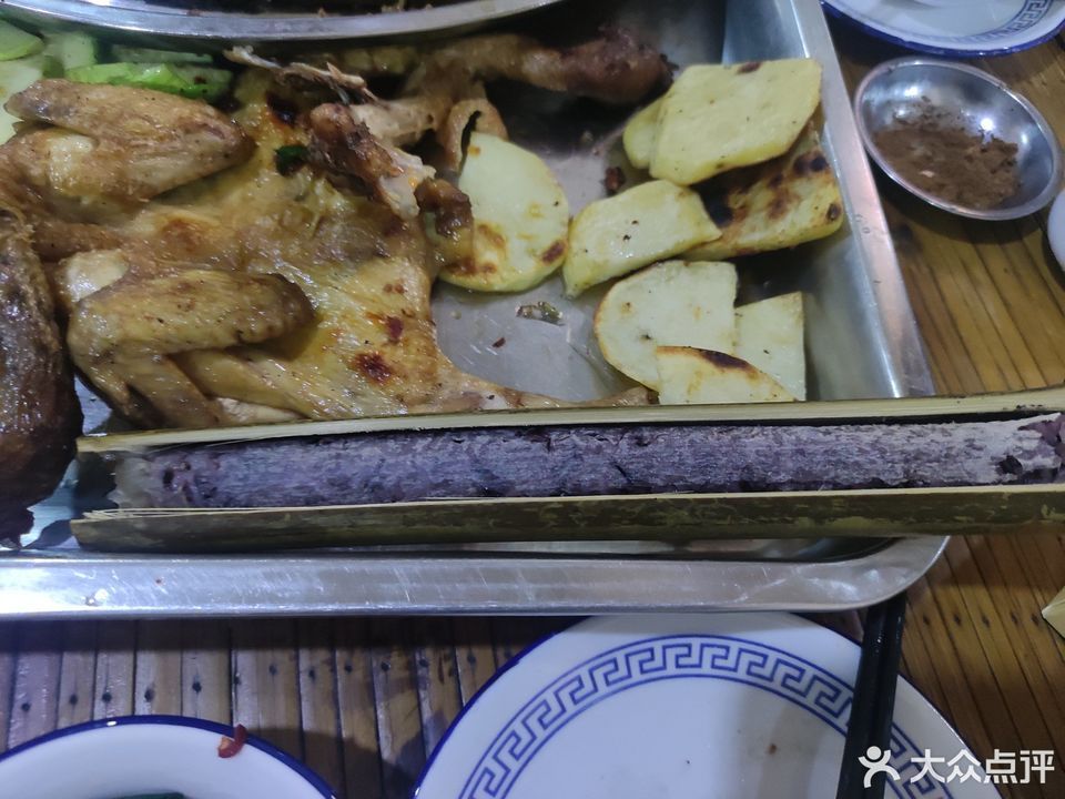 勐海烤鸡傣司窖酒包烧金针菇分类:烧烤烤串;餐饮;小吃;餐馆;快餐;小吃
