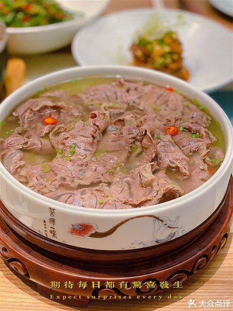 泉水灼牛肉圖片