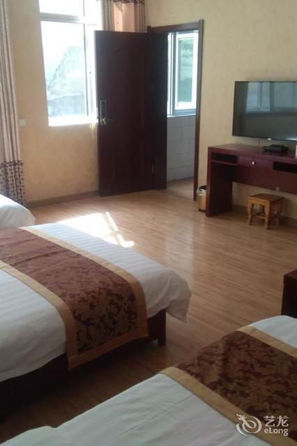 宕昌东豪家庭宾馆位于陇南市宕昌县岷江大道360号标签:民宿酒店住宿