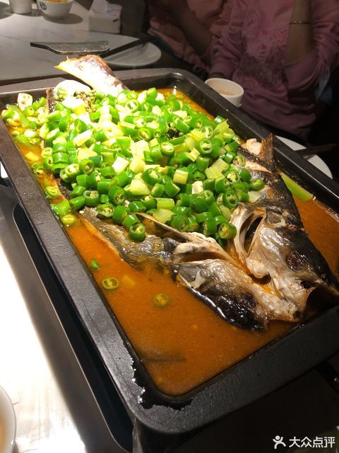 碧绿青椒芒果鱼图片