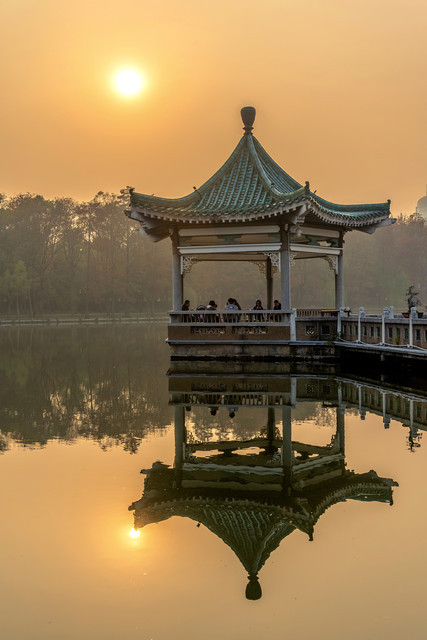 嘉峪關市 休閒娛樂 景點公園 景點 > 東湖生態旅遊景區標籤: 推薦菜