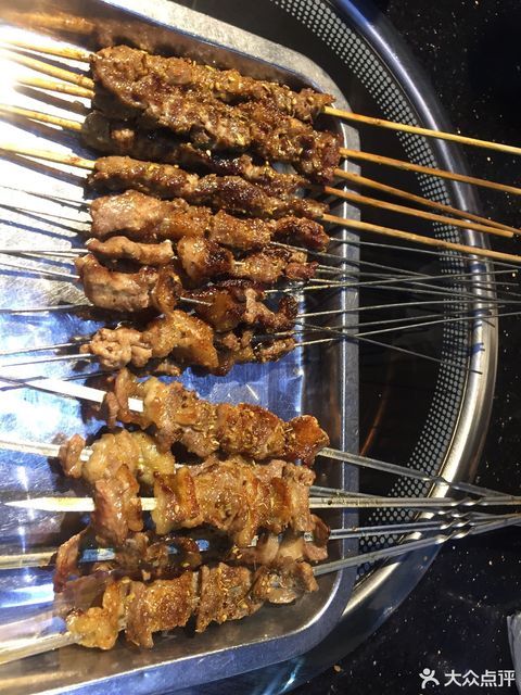 清真李二烧烤城