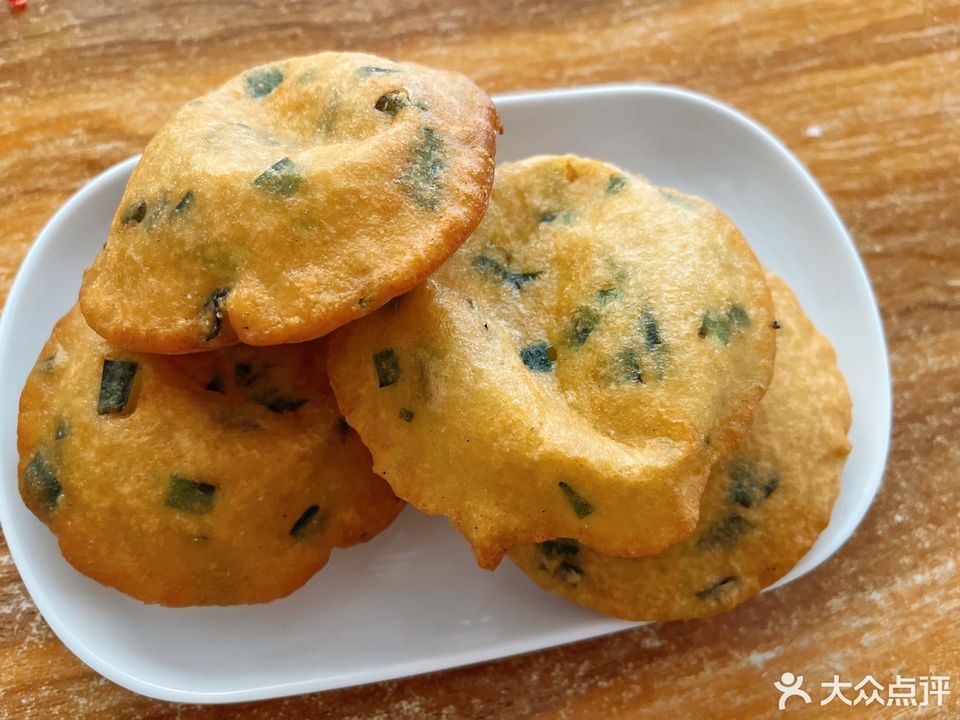 闽北锅边糊位于泉州市晋江市松竹路760号推荐菜:原味锅边糊瘦肉油饼