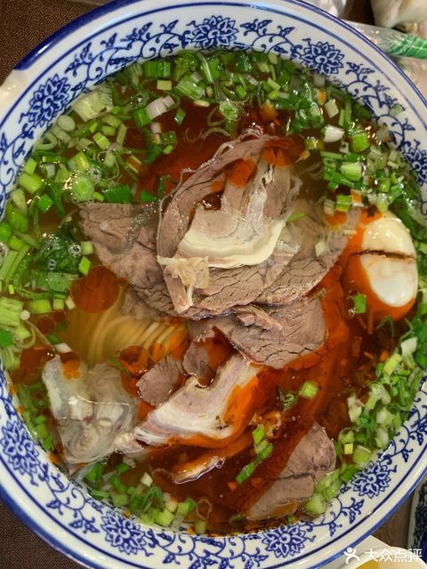 加肉牛肉面图片