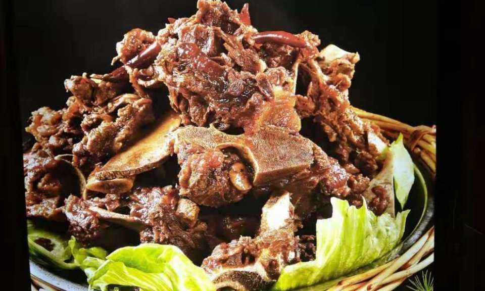 招牌牛骨头图片