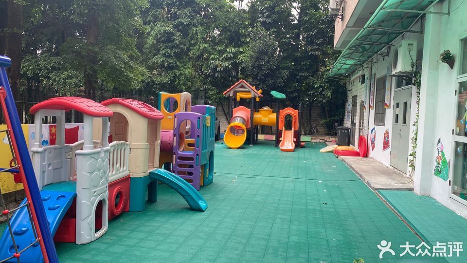 建設大馬路幼兒園圖片