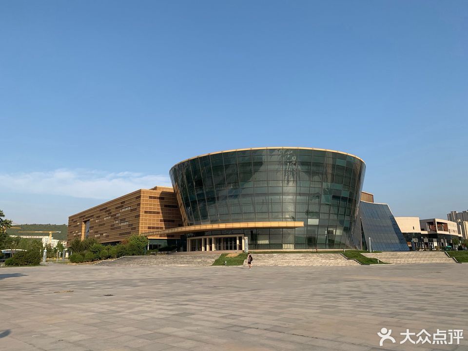 彩石镇中心小学