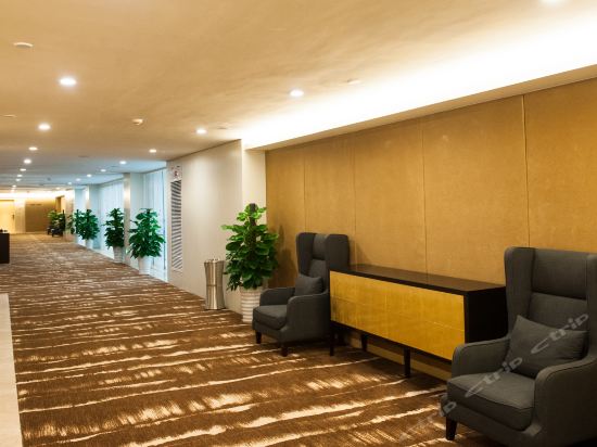 酒店 > 航站楼丽港酒店航站楼丽港酒店位于贵阳市南明区贵阳机场航站