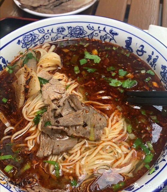 李先生牛肉面圣豪购物店