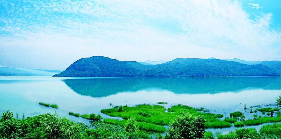 > 凤翔小灵山水世界