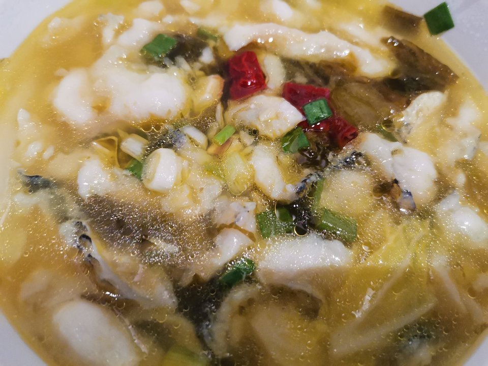 金汤酸菜鱼粉丝图片