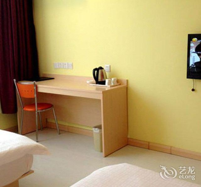 速8酒店城阳农业大学店