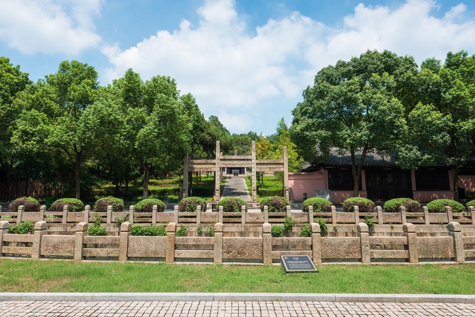 无锡市 休闲娱乐 景点公园 景点 > 泰伯景区