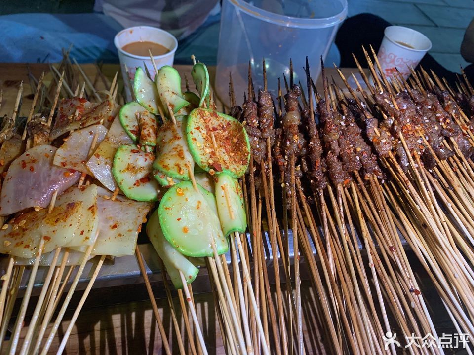 清真昭通特色串串香