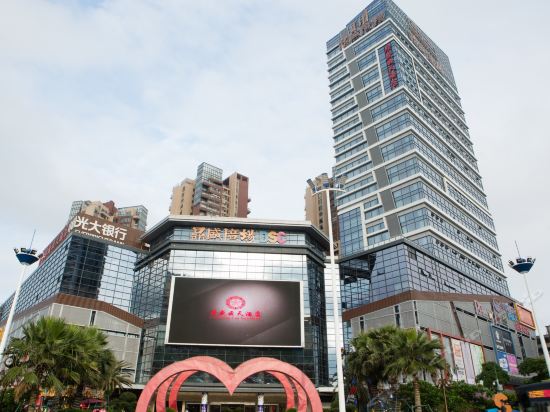 > 霞山鼎盛广场