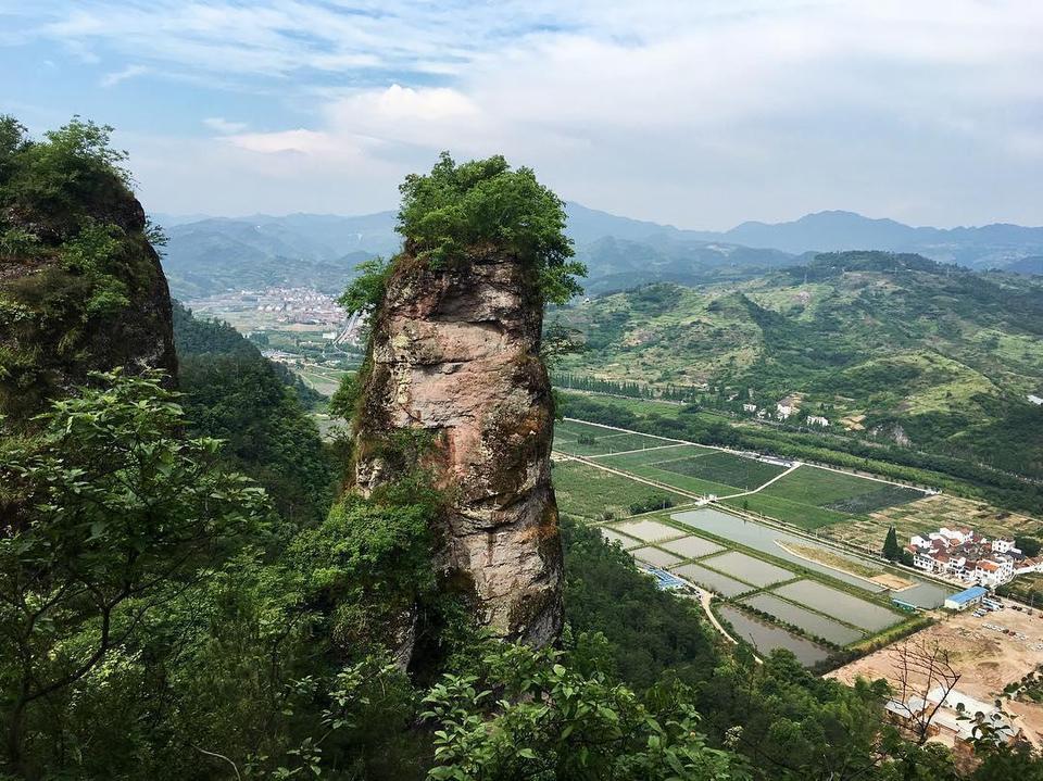 > 新昌县大佛寺