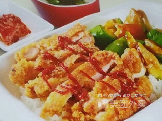 奥尔良烤鸡排饭图片