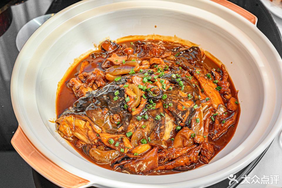 特色铁板鱼头图片
